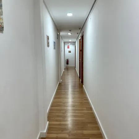 Centro 게스트하우스 *